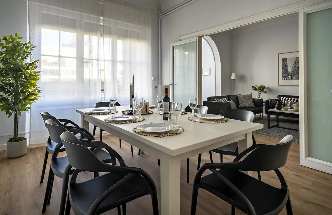 Habitat Apartments Bailen-1